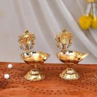 Craftvatika Pure Brass Shanku Chakra kuber Diya Diwali Decoration Item for Home Decor - Brass shanku Chakra kuber Diya for puja Room & Office Decor, Living Room, Diwali Festival Gift Item